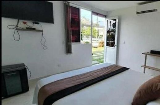 Hotel La Quinta Βιλιαβισένσιο Εξωτερικό φωτογραφία